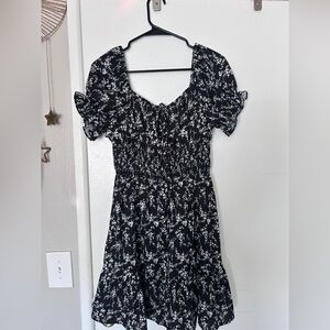 Chic Black and White Floral Midi Dress